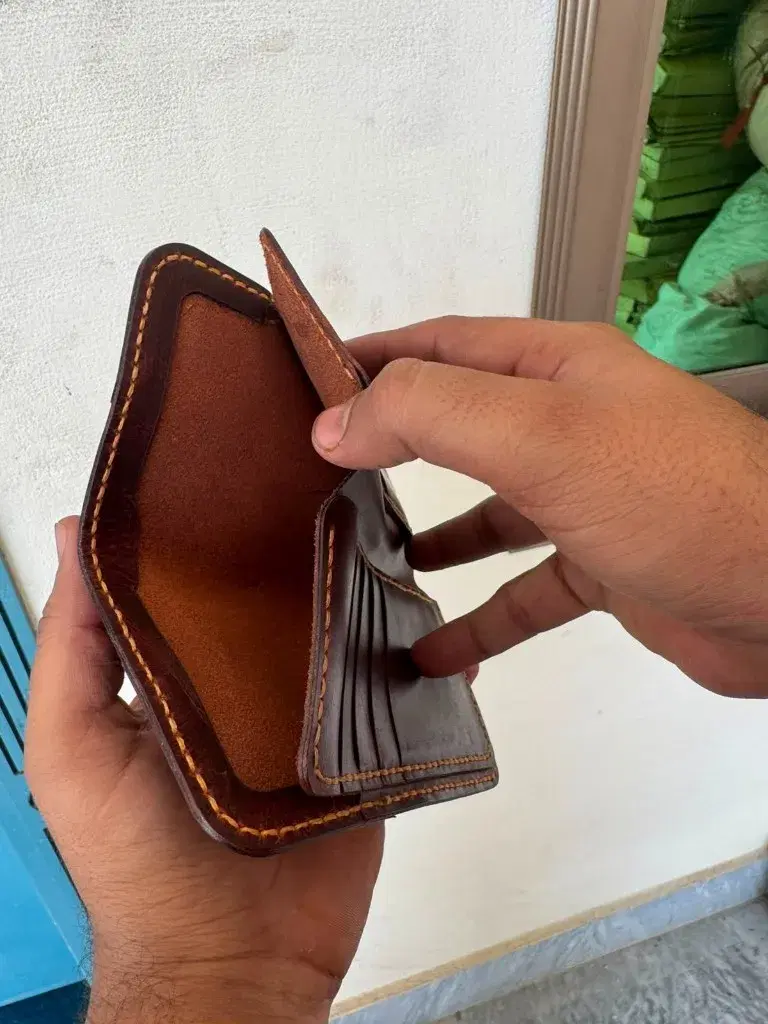 Chocolate Tan-Stitch Wave-Slot Bifold — leather product photo 2 of 3