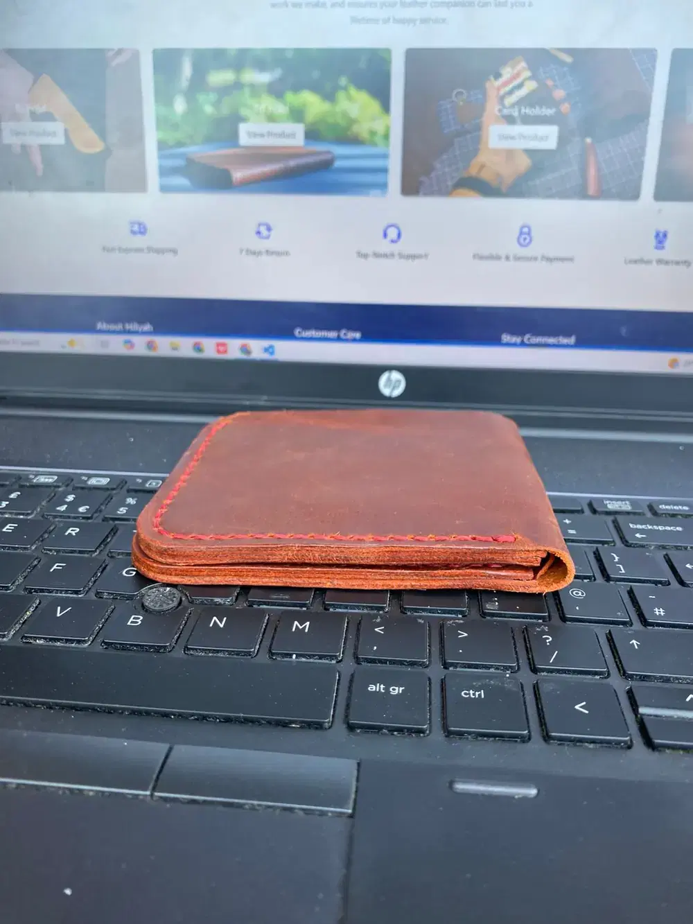 juela Leather Wallet — leather product photo 3 of 3